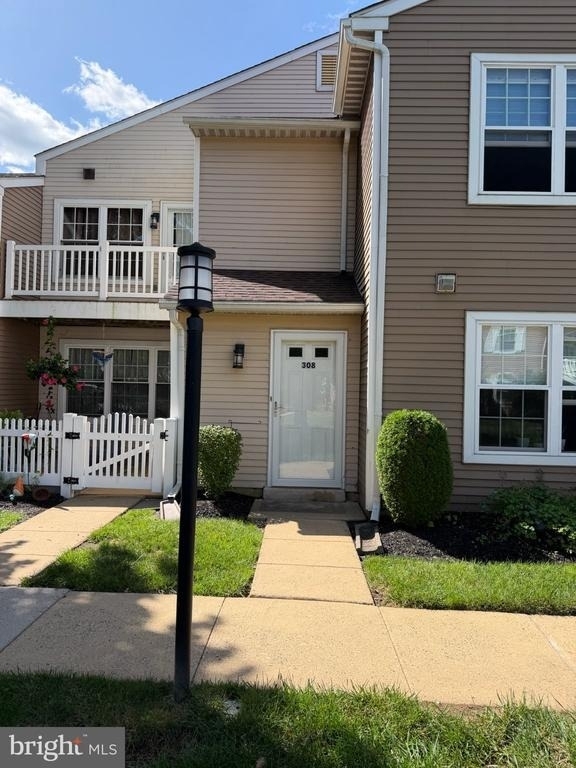 308 Ferris Lane - Photo 1