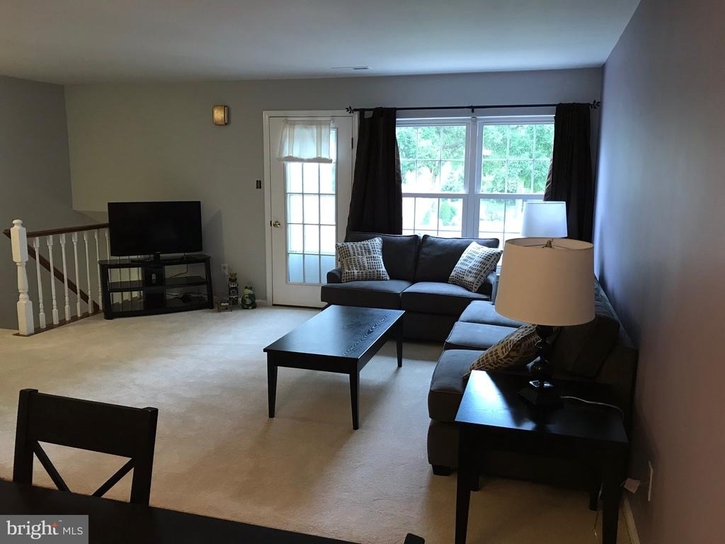 308 Ferris Lane - Photo 4