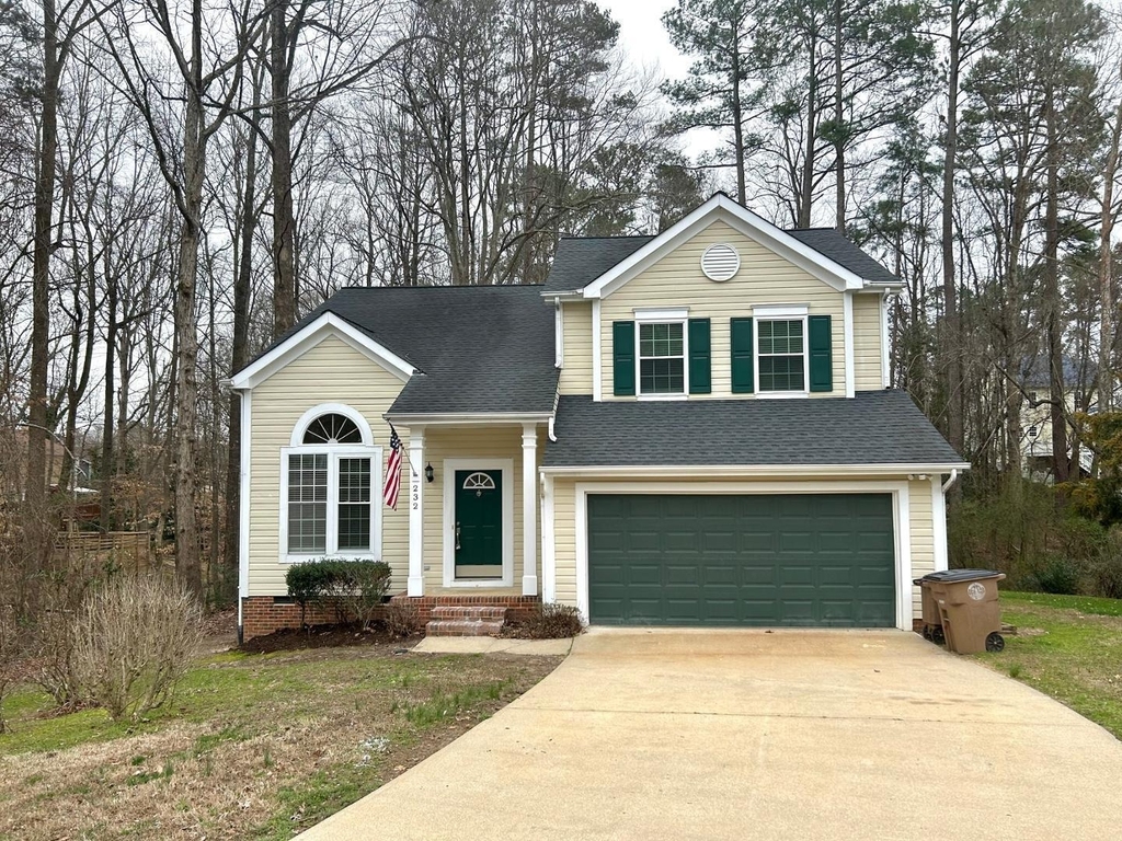 232 Haywicke Place - Photo 0