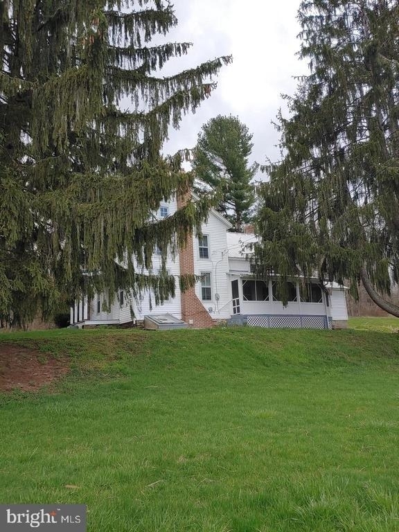 1001 Fairfield Station Road - Photo 0