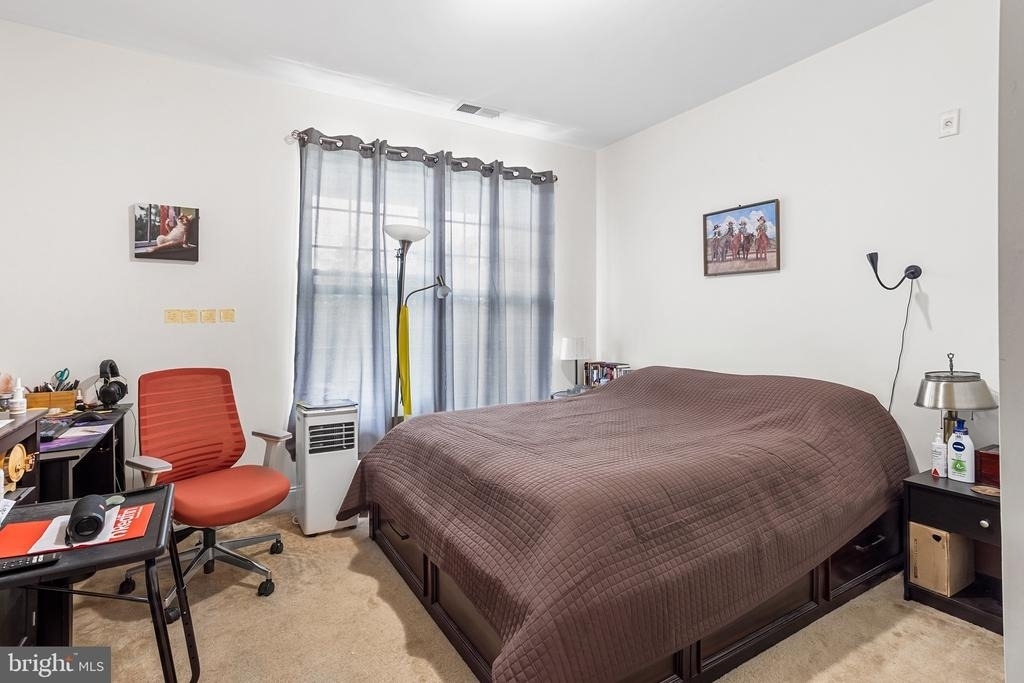 100 Middlesex Boulevard - Photo 7