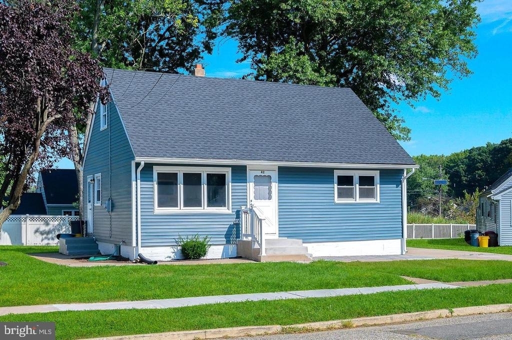 42 Baltusrol Street - Photo 1