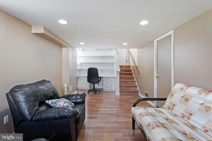 318 Oak Lane - Photo 4