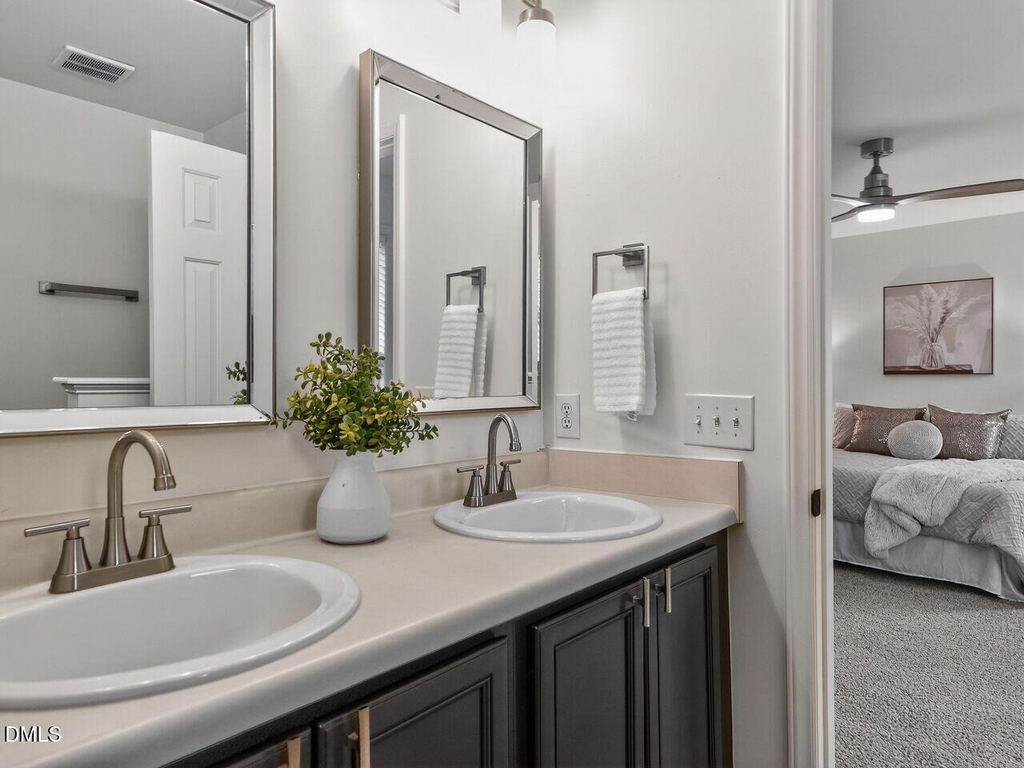 233 Harvester Drive - Photo 12