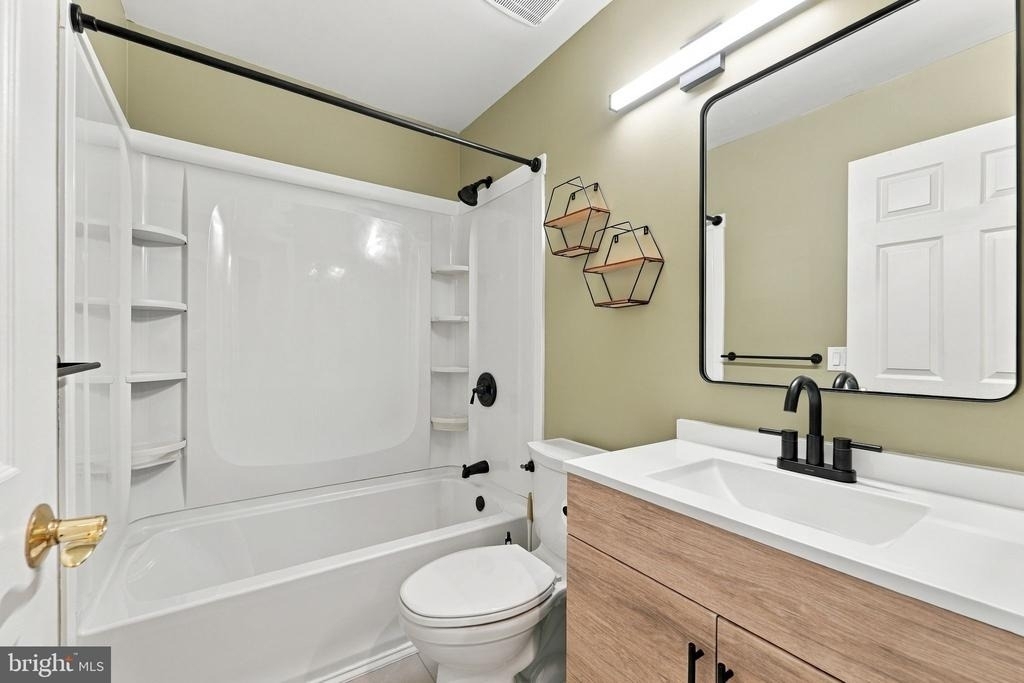 338 Lisa Way - Photo 16