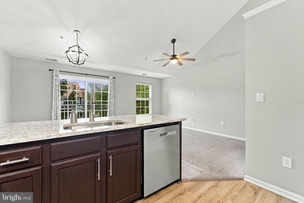 338 Lisa Way - Photo 13