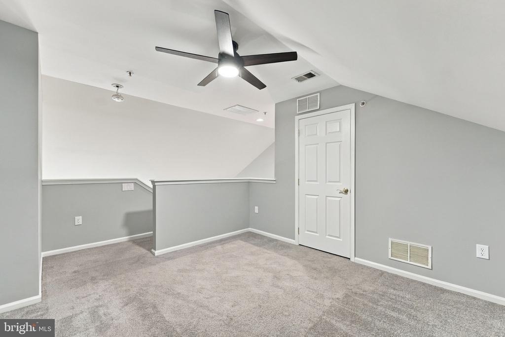 338 Lisa Way - Photo 26