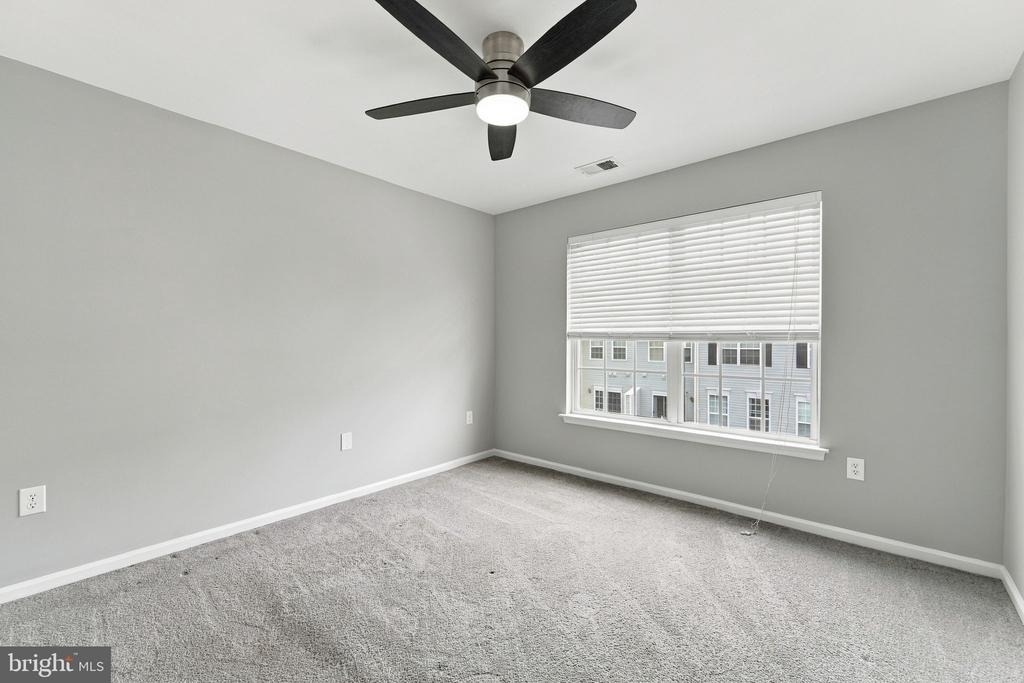 338 Lisa Way - Photo 23