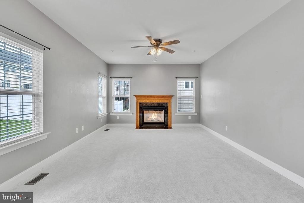 24340 Broad Creek Drive - Photo 9