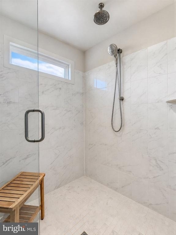 45242 Woodhaven Drive - Photo 17