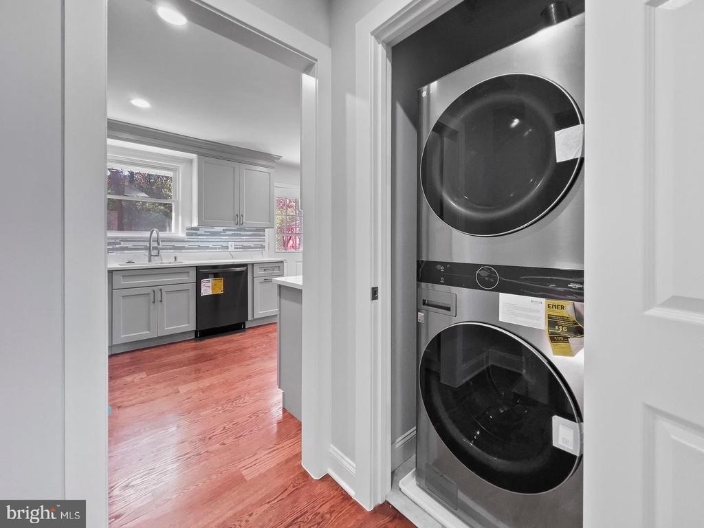 9214 Davidson Street - Photo 7