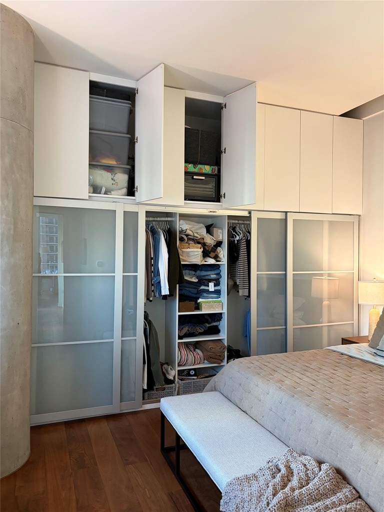 210 Lavaca St - Photo 14