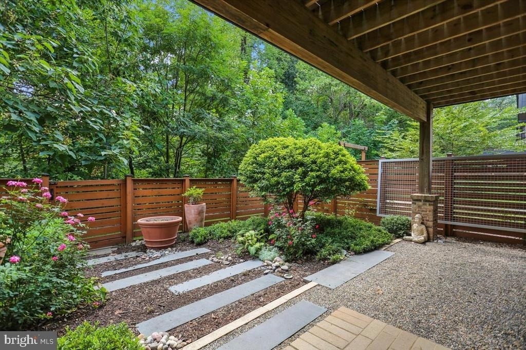 5352 Merriam Street - Photo 4