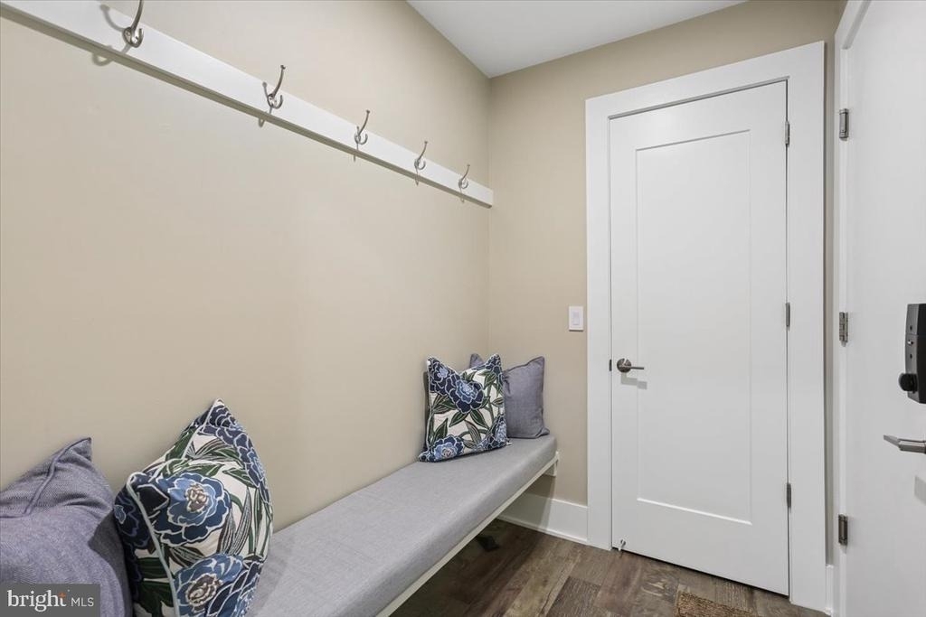 5352 Merriam Street - Photo 10
