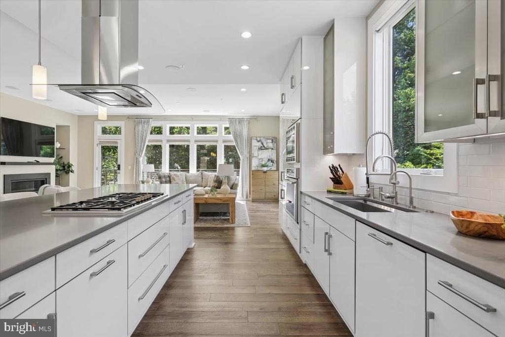 5352 Merriam Street - Photo 16