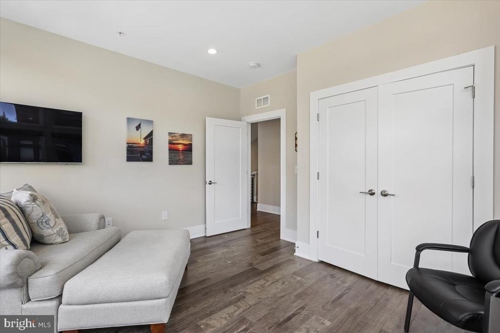 5352 Merriam Street - Photo 29