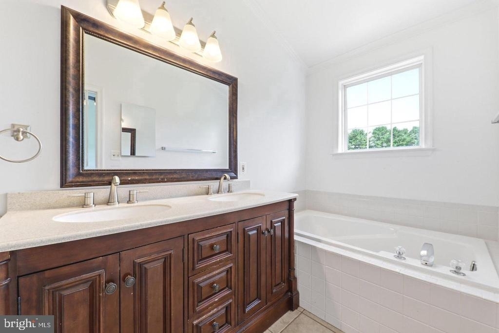 20207 Yankee Harbor Place - Photo 36