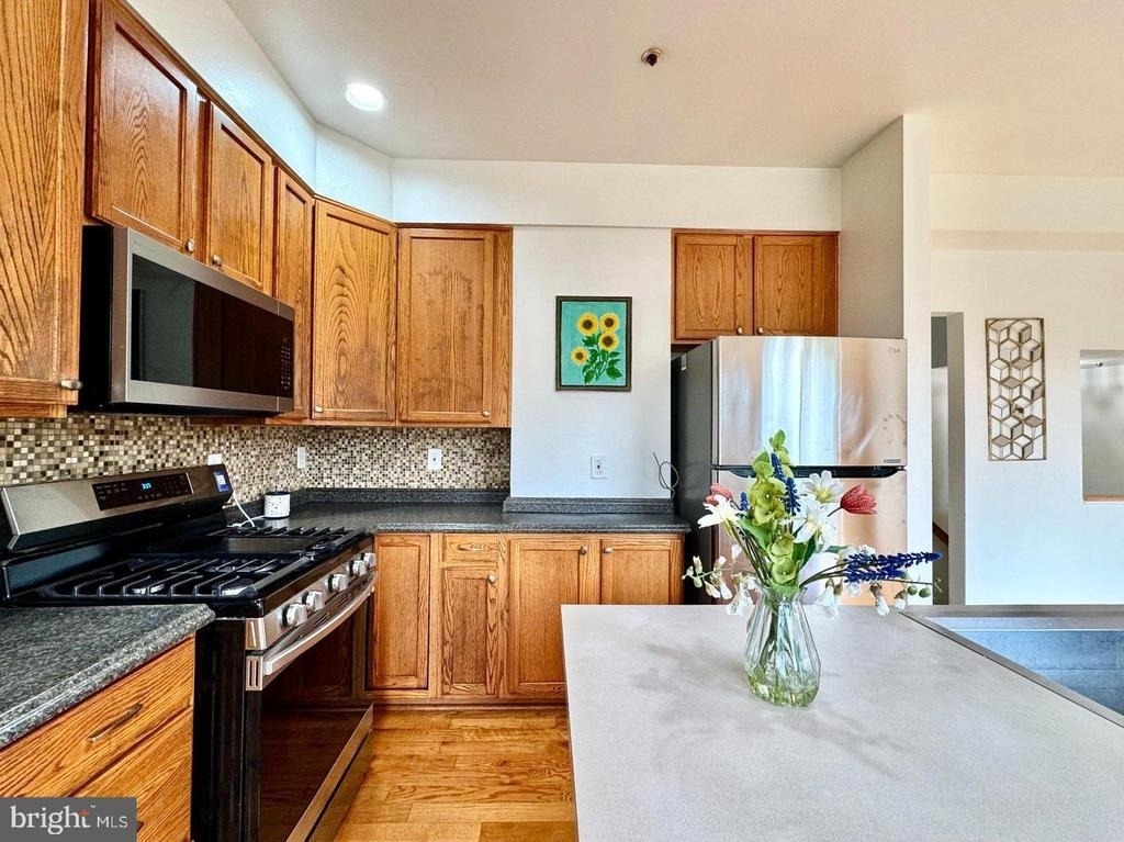 20207 Yankee Harbor Place - Photo 19