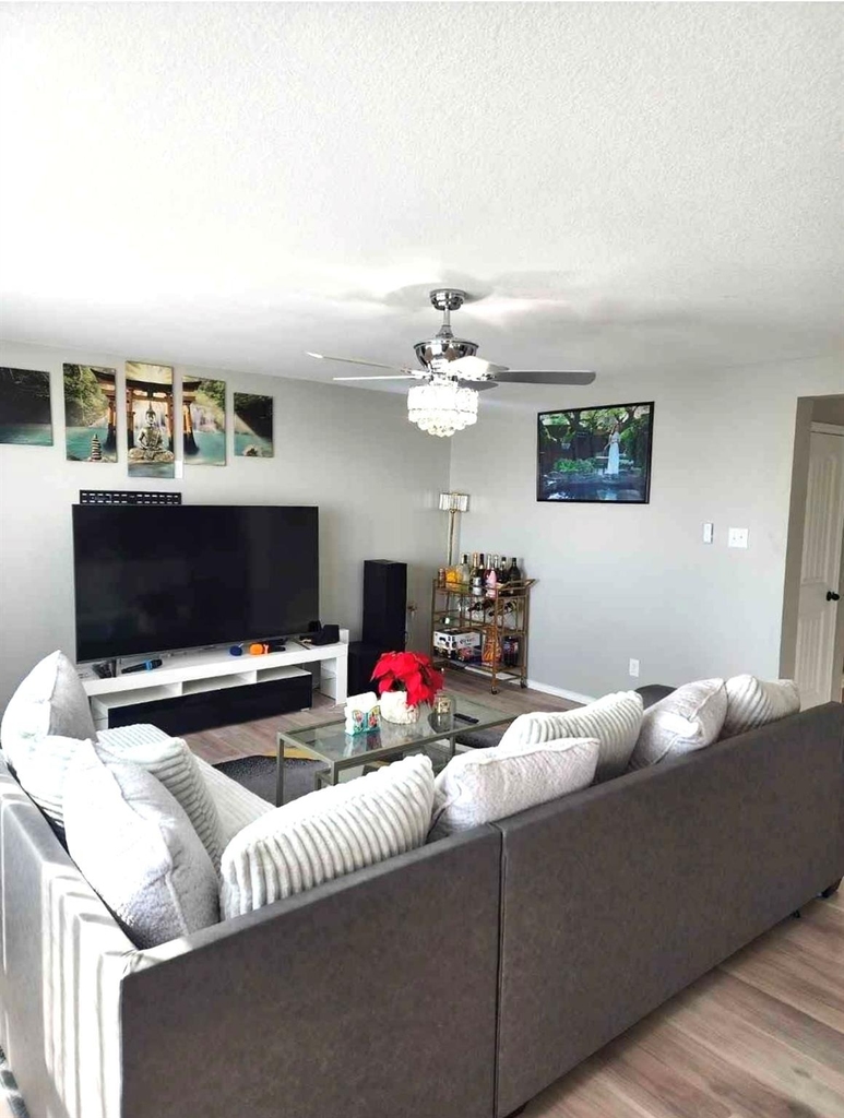 117 W Point Way - Photo 18