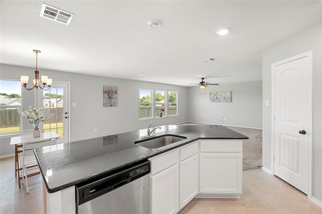 117 W Point Way - Photo 3