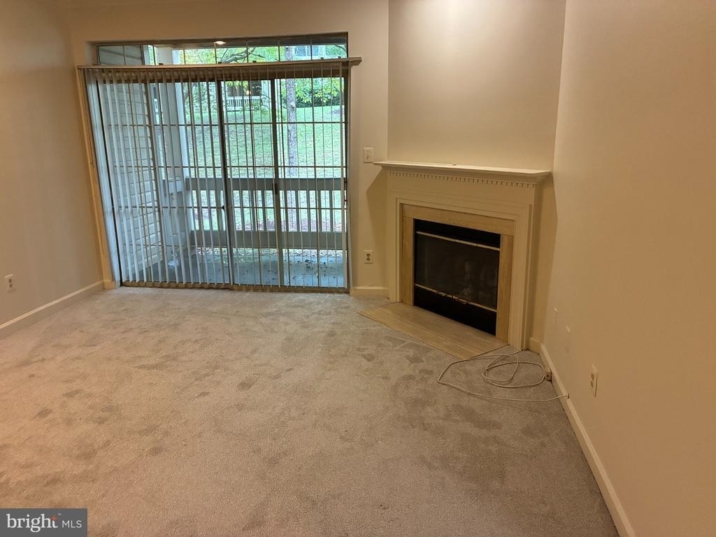 10832 Antigua Terrace - Photo 2