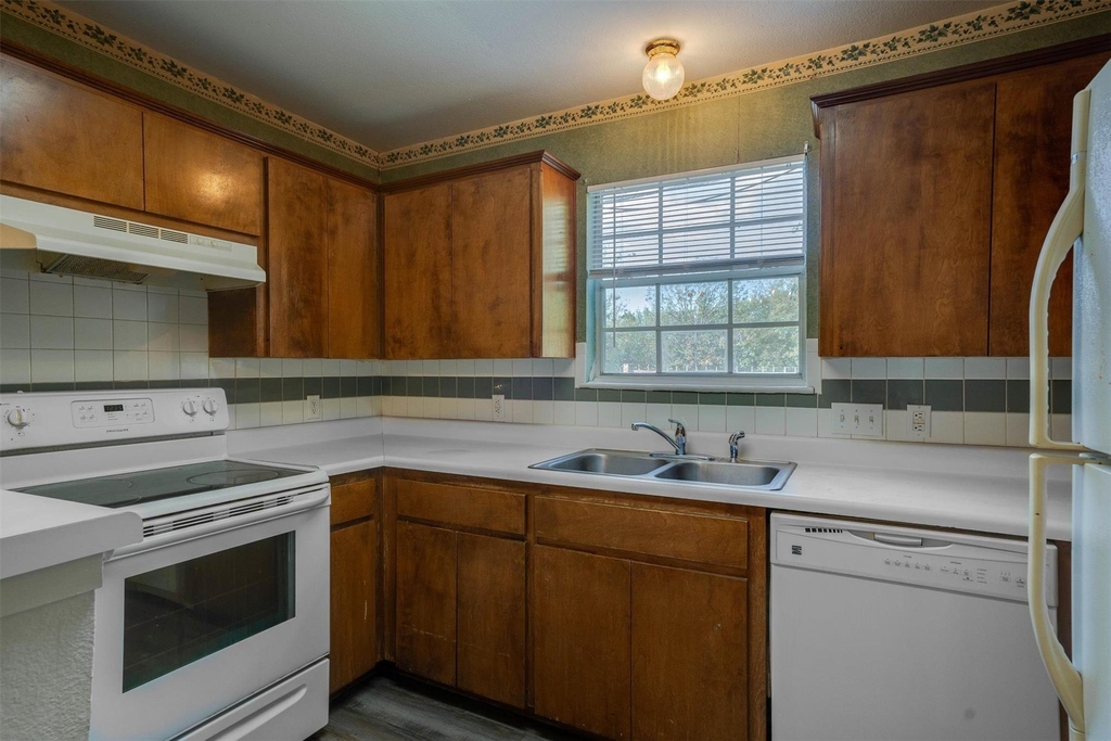 1720 Rawhide Loop - Photo 7