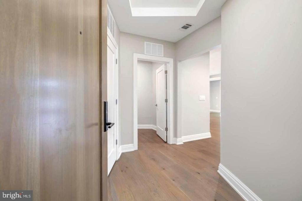 8551 Connecticut Avenue - Photo 4