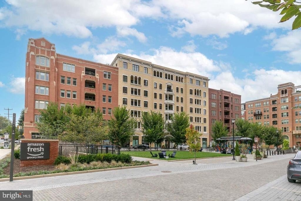 8551 Connecticut Avenue - Photo 40