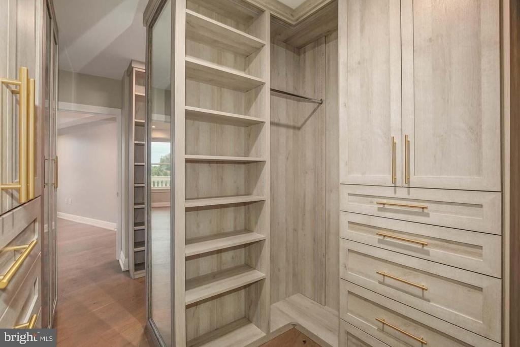 8551 Connecticut Avenue - Photo 17