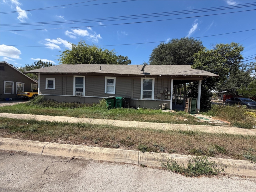 730 Carolina St - Photo 0