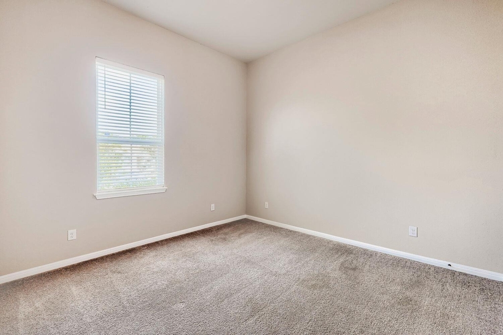 170 Silver Glen Dr - Photo 17