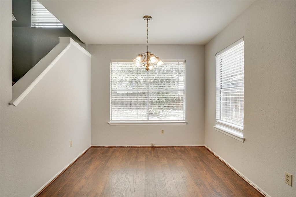 12716 Margit Dr - Photo 9
