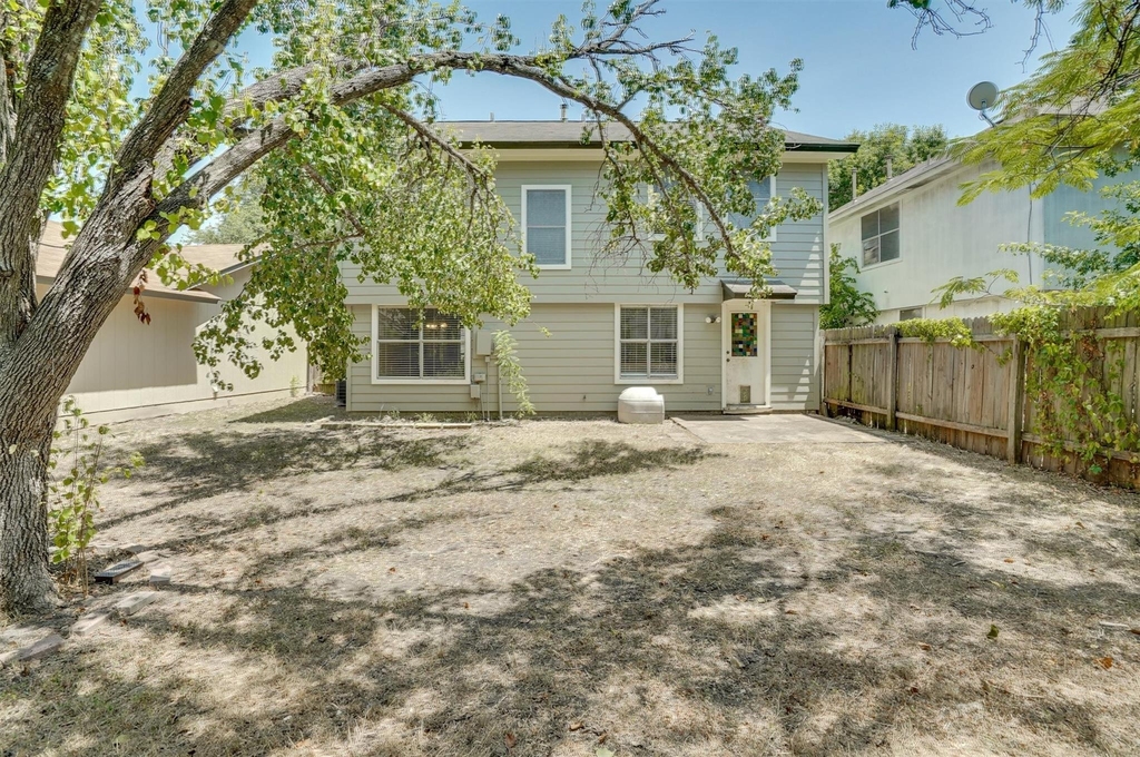 12716 Margit Dr - Photo 18