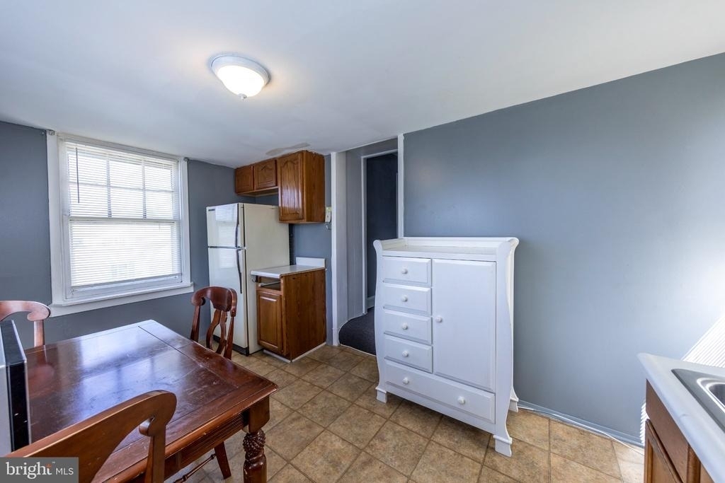 502 South Main Street - Photo 11