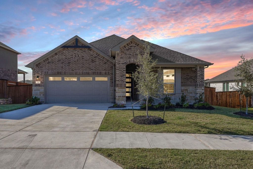 212 Mystic Canyon Ln - Photo 1