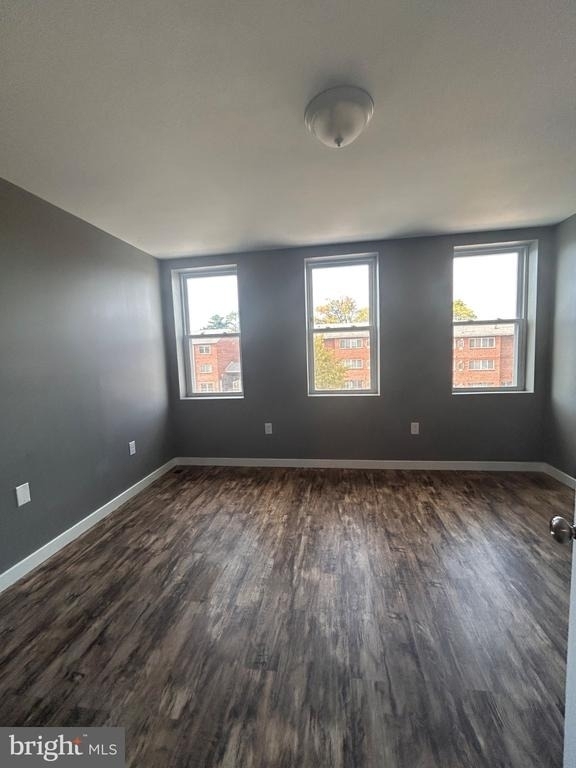 2407 W North Avenue - Photo 10