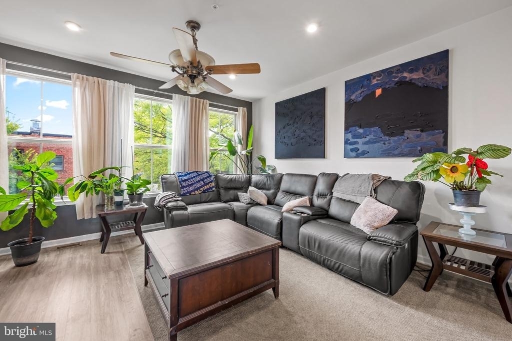 4600 Gough Street - Photo 6
