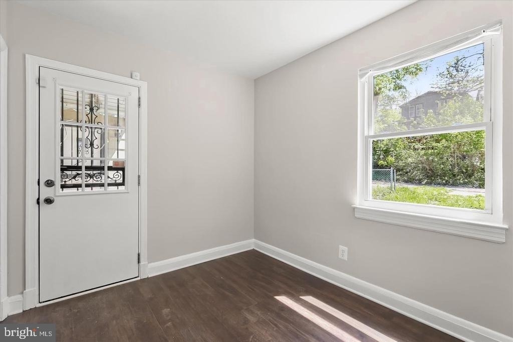 4015 Duvall Avenue - Photo 18