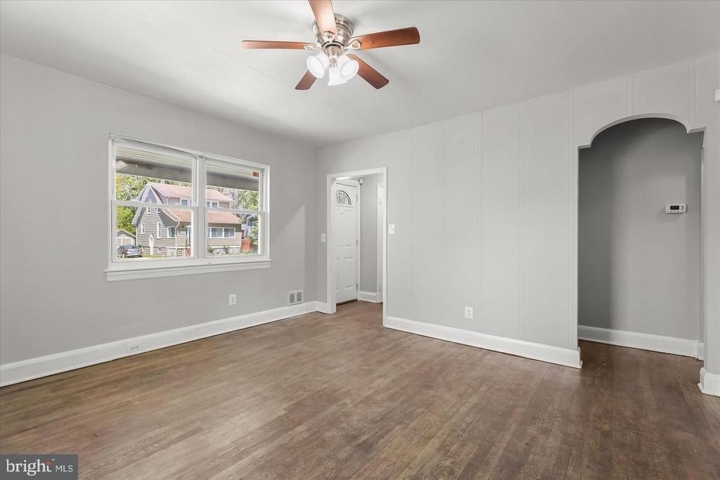 4015 Duvall Avenue - Photo 5