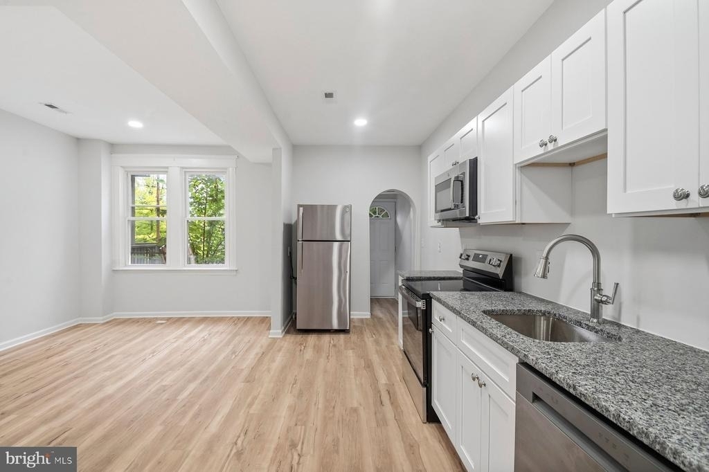 4953 Edgemere Avenue - Photo 7