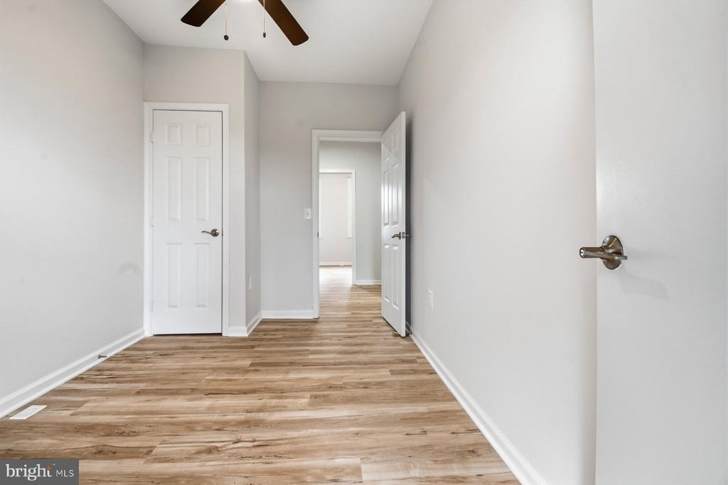 4953 Edgemere Avenue - Photo 19