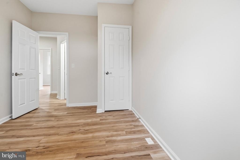 4953 Edgemere Avenue - Photo 24