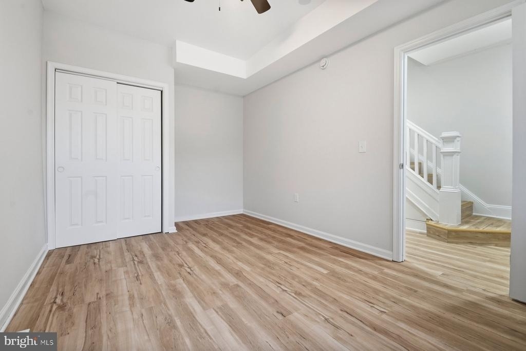4953 Edgemere Avenue - Photo 5