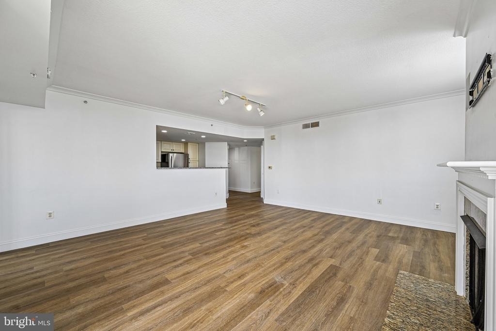 414 Water Street - Photo 5