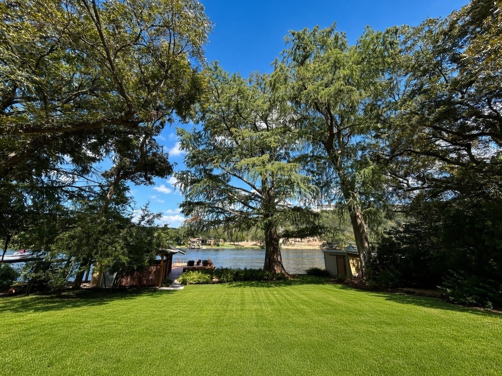 3004 Edgewater Dr - Photo 16