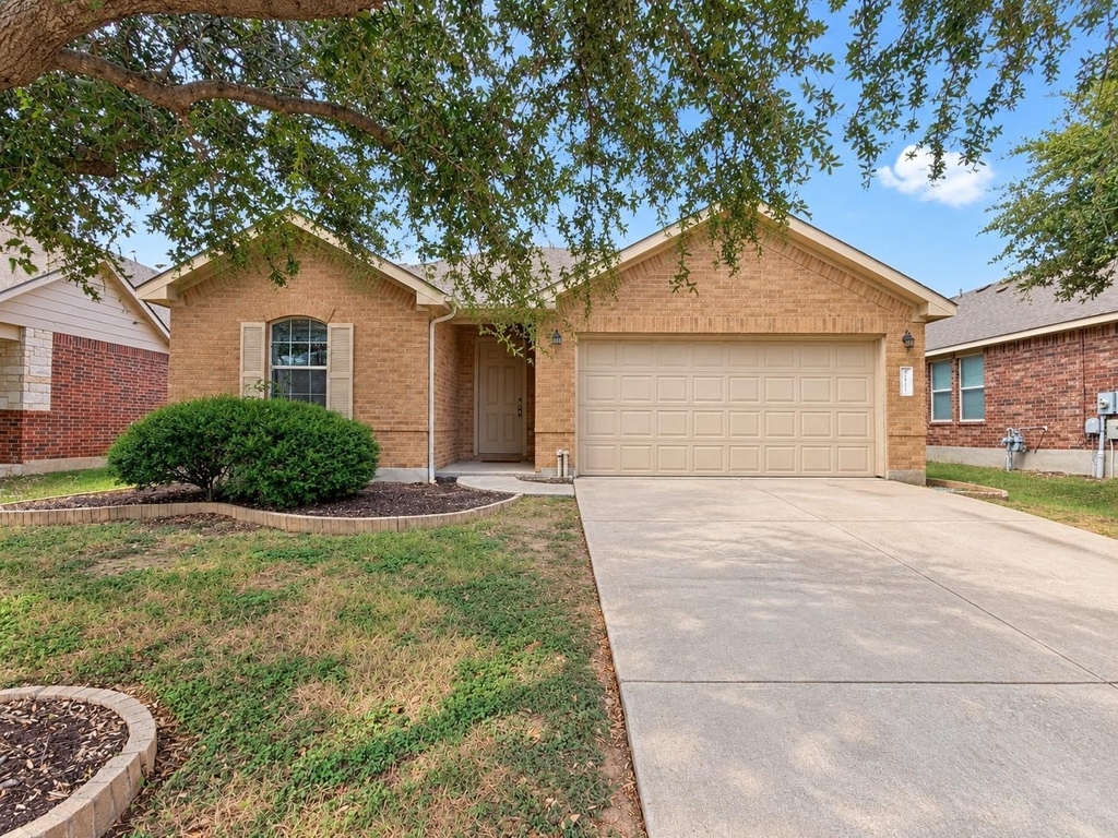2417 Ericanna Ln - Photo 0