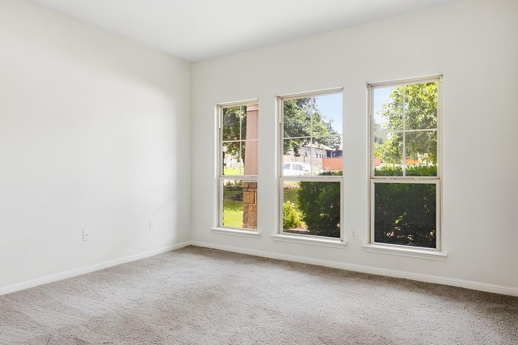 304 Santa Maria St - Photo 8