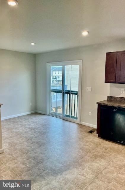 6279 Pebblebrook Drive - Photo 4