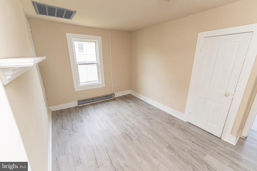 11 E 3rd Street - Photo 4