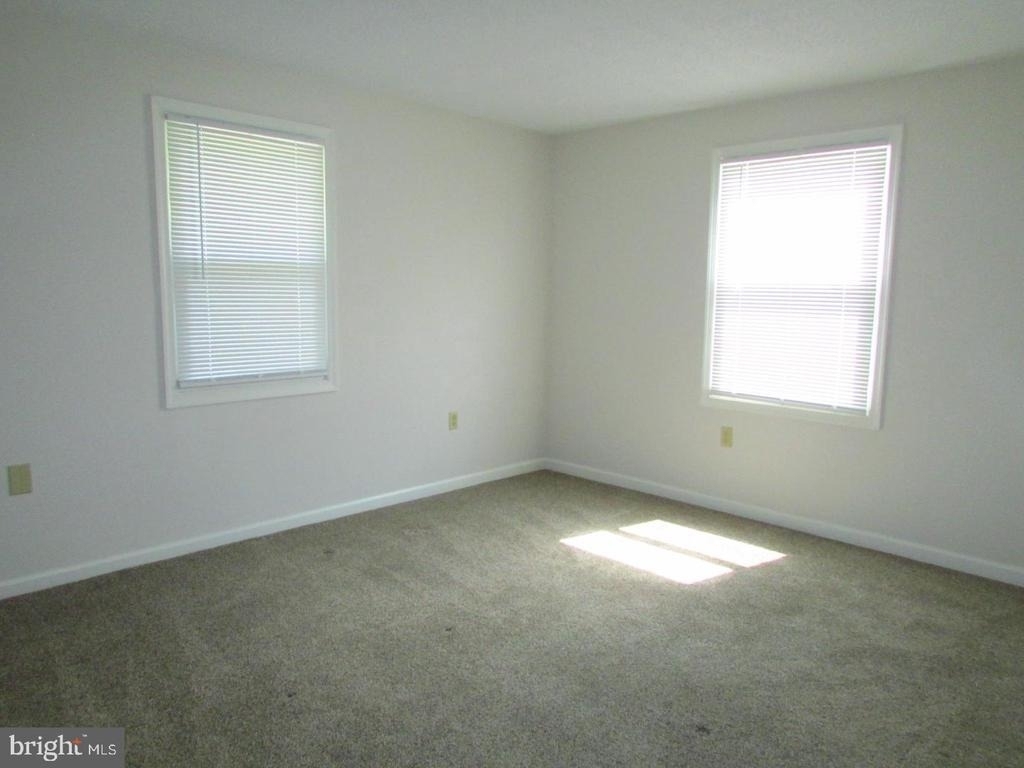 17555 Davis Road - Photo 7